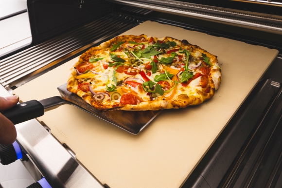 pizza_stone_imperial_regal_bk_69839_l2_1368x912.jpg